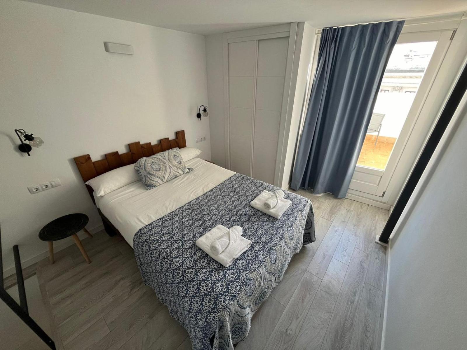 Apartamento The Traveller`s house Atico la plaza con terraza mirador Cádiz Exterior foto